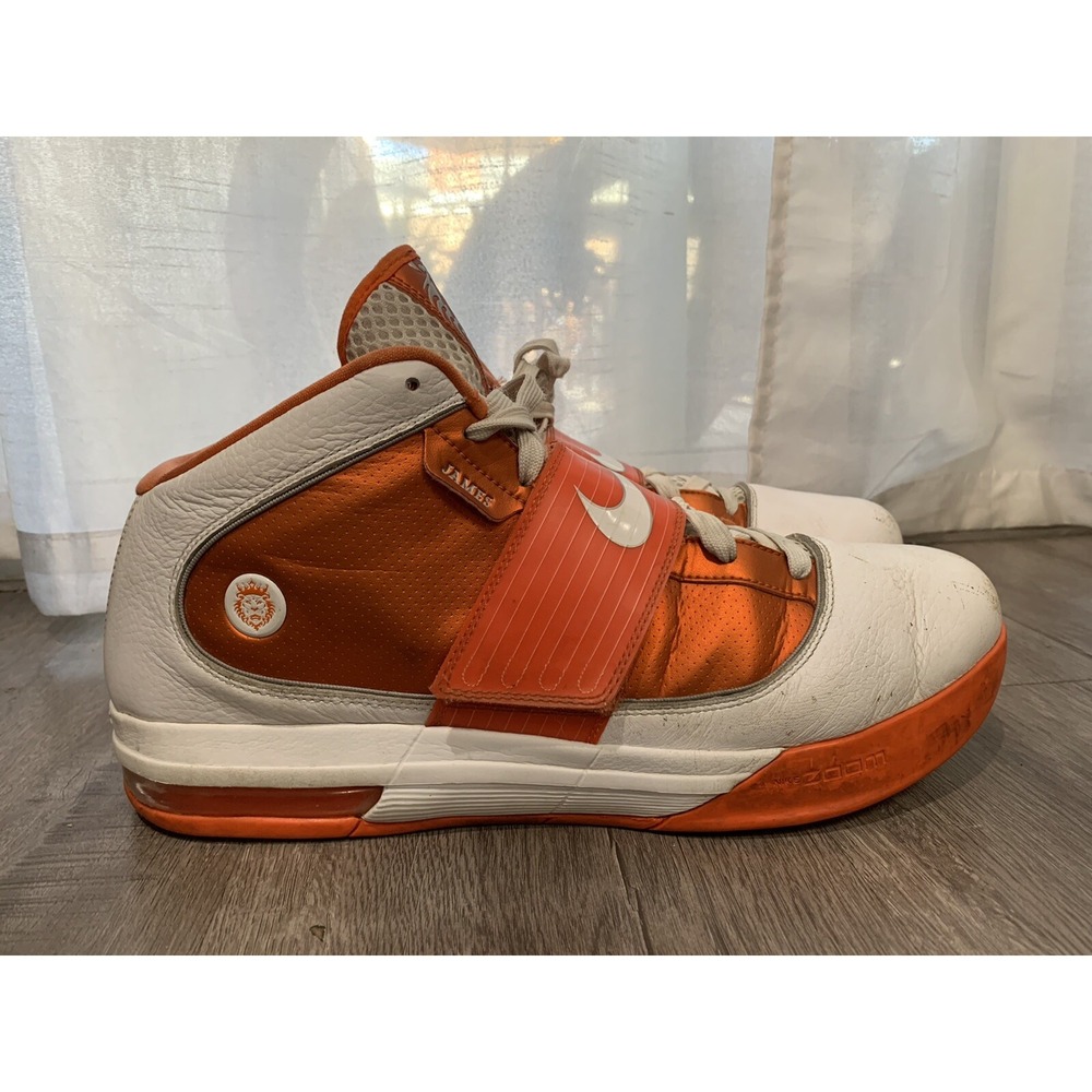 RARE 🔥Nike Zoom Lebron Soldier IV EXTREMELY RARE SAMPLE 407630-108 Size 16